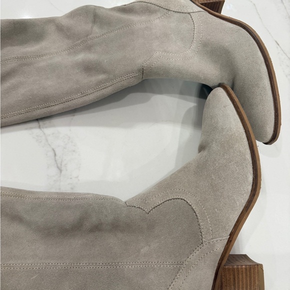 Sbicca Taupe Suede Knee-High Boots - like new - Picture 4 of 9